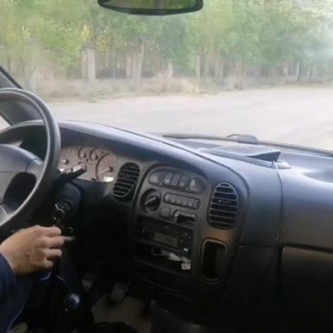 骑摩托是先刹后面还是前面，很多人不知道，给大家讲解下